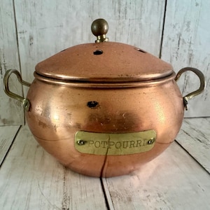 Vintage Copper Potpourri Simmer Pot Vented Lid Brass Handles Made in Taiwan