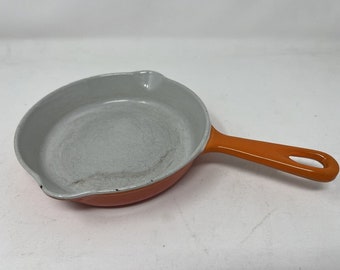 Vintage Orange Le Creuset Double Spout Cast Iron Egg Frying Pan Skillet 6"1/2