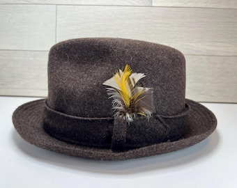 Vintage Biltmore Fedora Hat Mens 7 1/4 Brown Feather Made in Canada