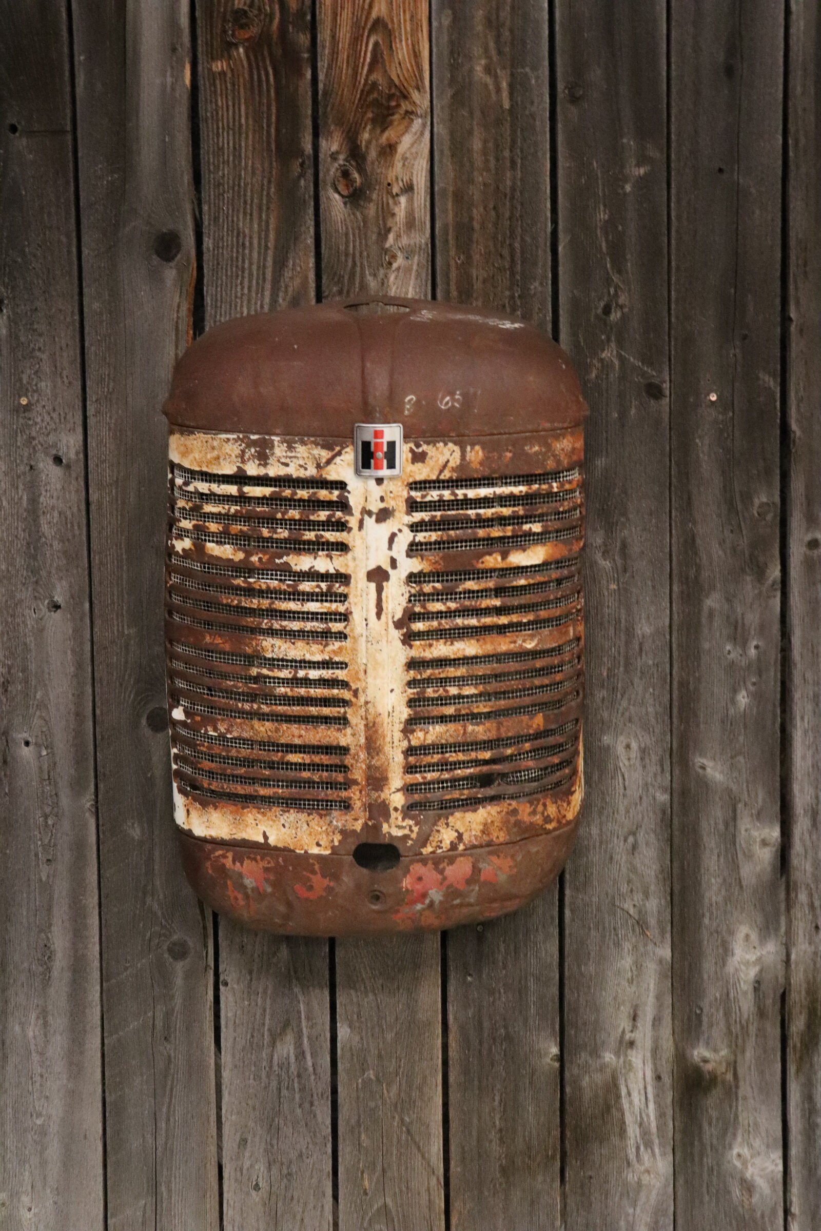 Farmall Tractor Grill Wall Art/Farm house Chic/ International Harvester
