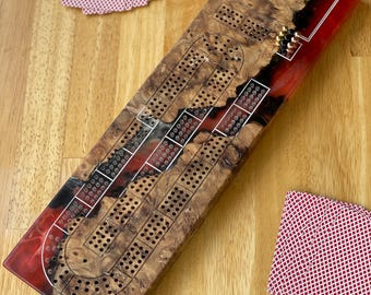 Tablero de cribbage de resina epoxi de olmo de los Cárpatos