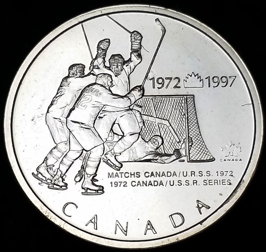 19721997 Canada 0.925 Sterling Silver Commemorative Pin, Hockey Gold