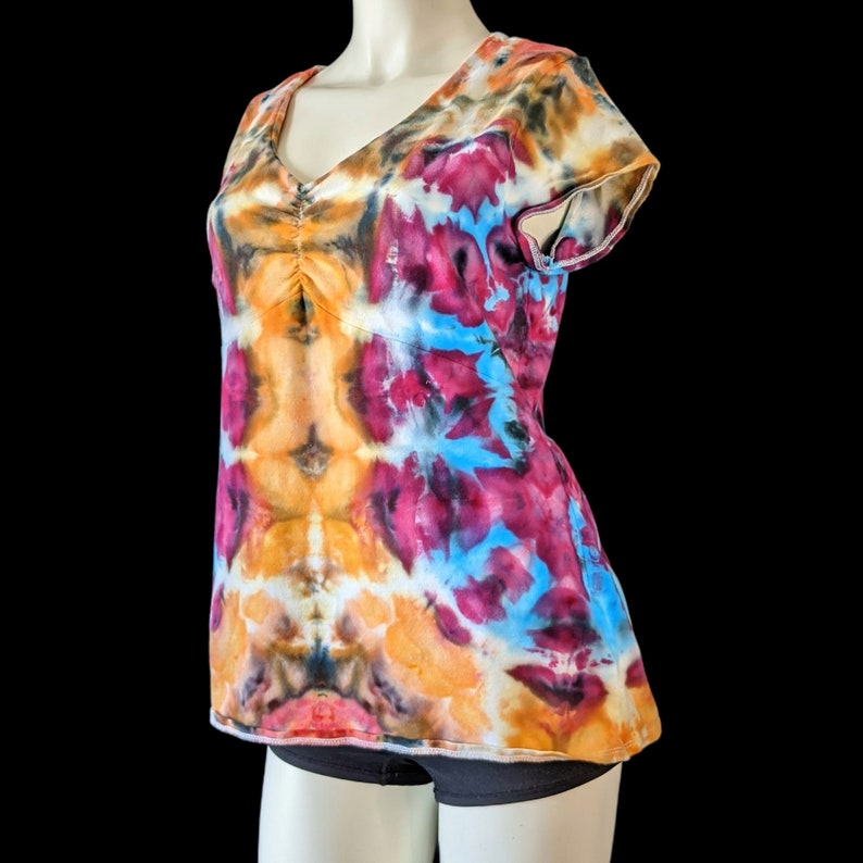 Upcycled Women/'s Tie Dye Shirt Size XL