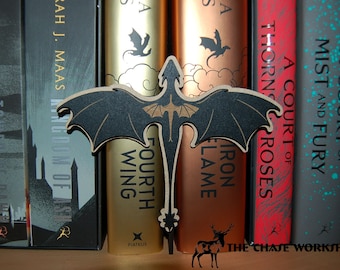 Fantasy Book Shelf Decoration Dragon Baby Dragon Book Divider  - Spice Up Your Book Shelf!