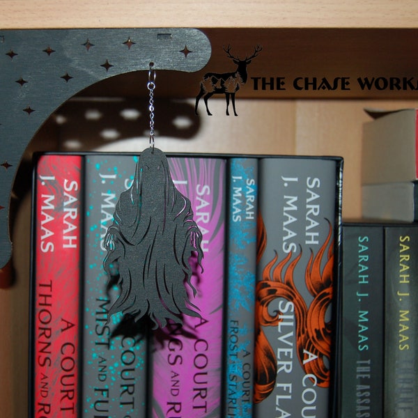 Fantasy Book Shelf Corner Decoration Suriel Wraith Demon Wolf Moon Stag Raven Crow Stars - Spice Up Your Book Shelf!