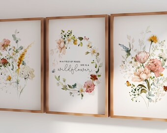 DIGITAL Floral Nursery Wall Art. Zestaw 3 sztuk W polu róż Ona jest dzikim kwiatem Wydruki. Wydruki dla dziewczynek. Wystrój pokoju dziecięcego dla dziewczynek
