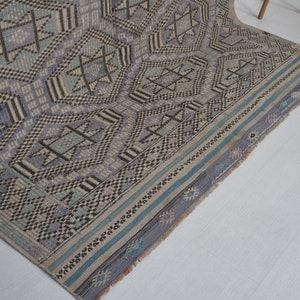 green 5x7 vintage rug + neutral turkish rug+ green handmade rug+ neutral persian rug + green distressed rug + Size 220x150 cm - 7.2x4.9 feet