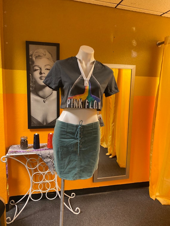 Pink Floyd refashioned crop top