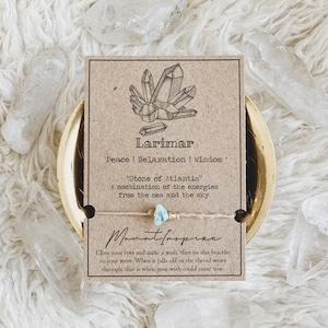 Larimar Crystal Wish-armband, hennepkoord sieraden, agaat, helende kristallen, milieuvriendelijk cadeau, minimalistisch design, gouden glaskralen, chic