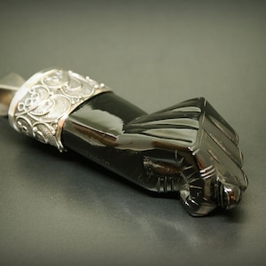 Amuleto Higa (Figa)  de azabache protector contra el mal de ojo // Jet Stone Fist aginst evil eye