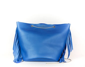 Blue bucket bag