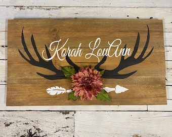 ANTLER NURSERY NAME Sign, Wood Antler Sign, Personalized woodland theme, antlers and flowers, country nursery decor, rustic name sign