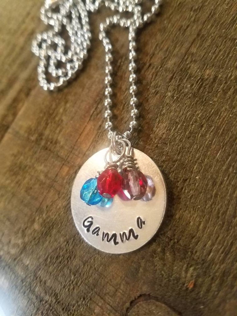 baby shower idea new Mom jewelry gift kids names charm mom necklace Name charm mom jewelry baby shower gift mom gift heart charm