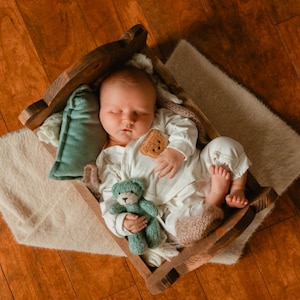 LITTLE TINY BED Wooden Infant Props,Small Infant Bed props,Rustic little bed wooden baby bed prop, rustic prop, newborn bed prop,