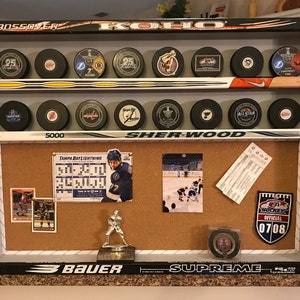 Hockey Puck Display w/Display Area (Hockey room decor, hockey player gift, Stanley Cup, hockey coach gift, hockey x-mas, puck shelf)