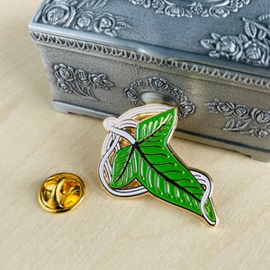 Nice Gift Green | Leaf Elven Pin | Leaf of Lorien Pin | LOTR Elven Leaf Lapel Pin