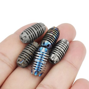 DIY Pendant Titanium Alloy Paracord Bead Bracelet Connection Buckle Cool Punk Hand-carved Keyring Knife Bead