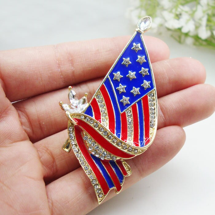 American Flag Brooch Pin Rhinestone Crystal Gold Tone Etsy