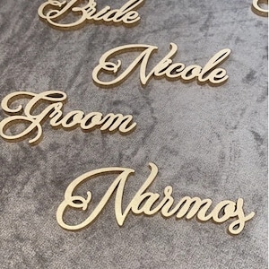 Marque-places personnalisés pour mariage Prénoms découpés au laser Prénoms d'invités Marque-places pour mariage Plaques nominatives découpées au laser Couverts pour les mariés