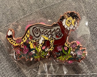 BerryCat Creations - Alfileres de flores Kiira