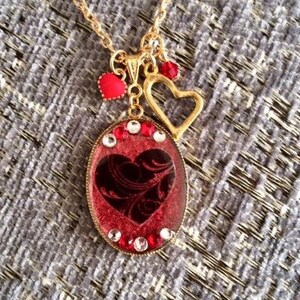 Valentine Necklace; Valentine&#39;s Jewelry; Heart Necklace; Heart Jewelry; Women&#39;s Valentine Necklace; Women&#39;s Valentine&#39;s Day Gift; Red Heart
