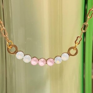 Zierliche Opal Halskette; Kurze Schichtung Halskette; Rosa Opal Halskette; Zierliche Halskette; Birthstone Anhänger Halskette; Einfache Halskette