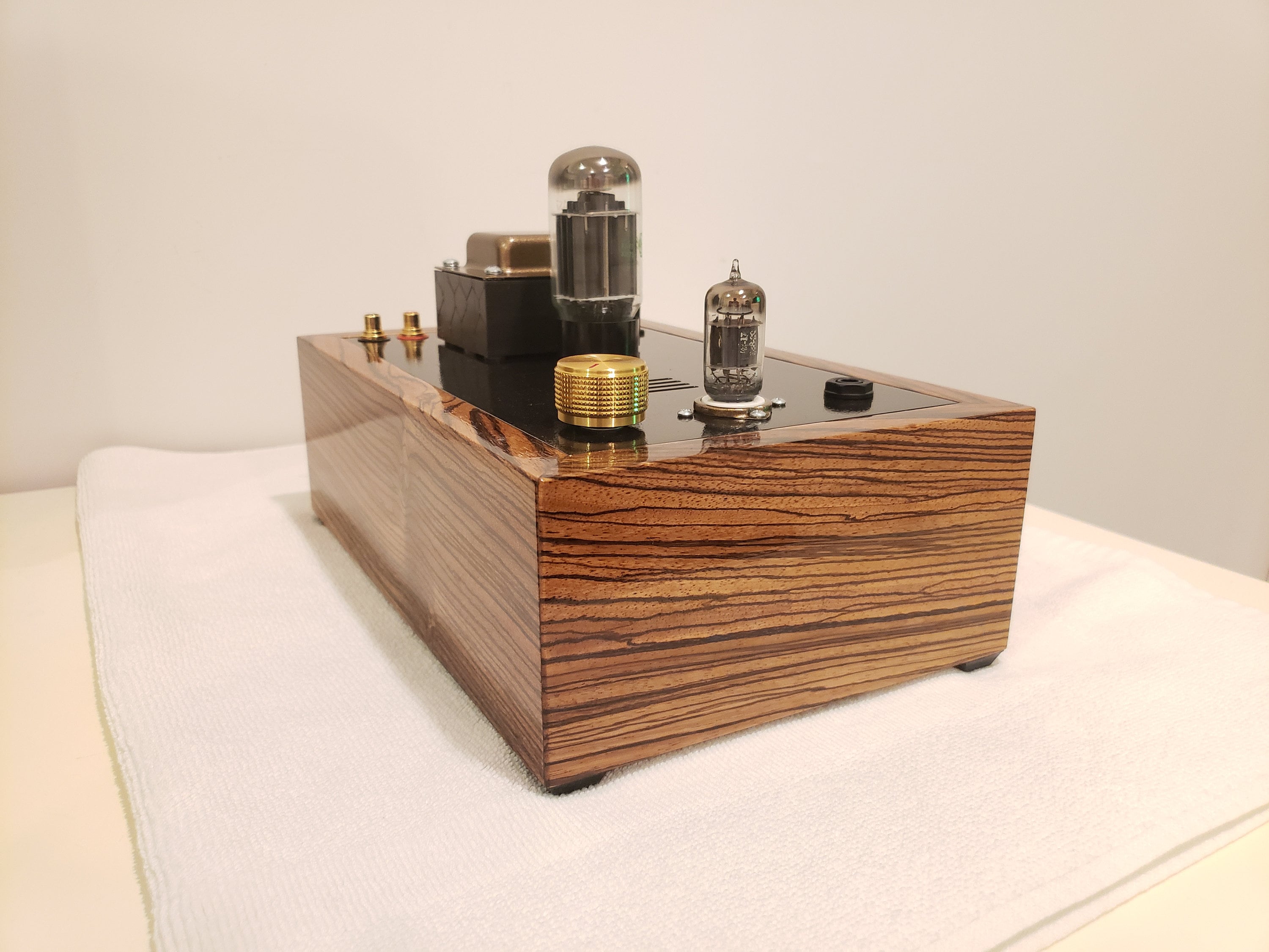 Zebrawood - Bottlehead Crack 1.1 OTL Headphone Amplifier