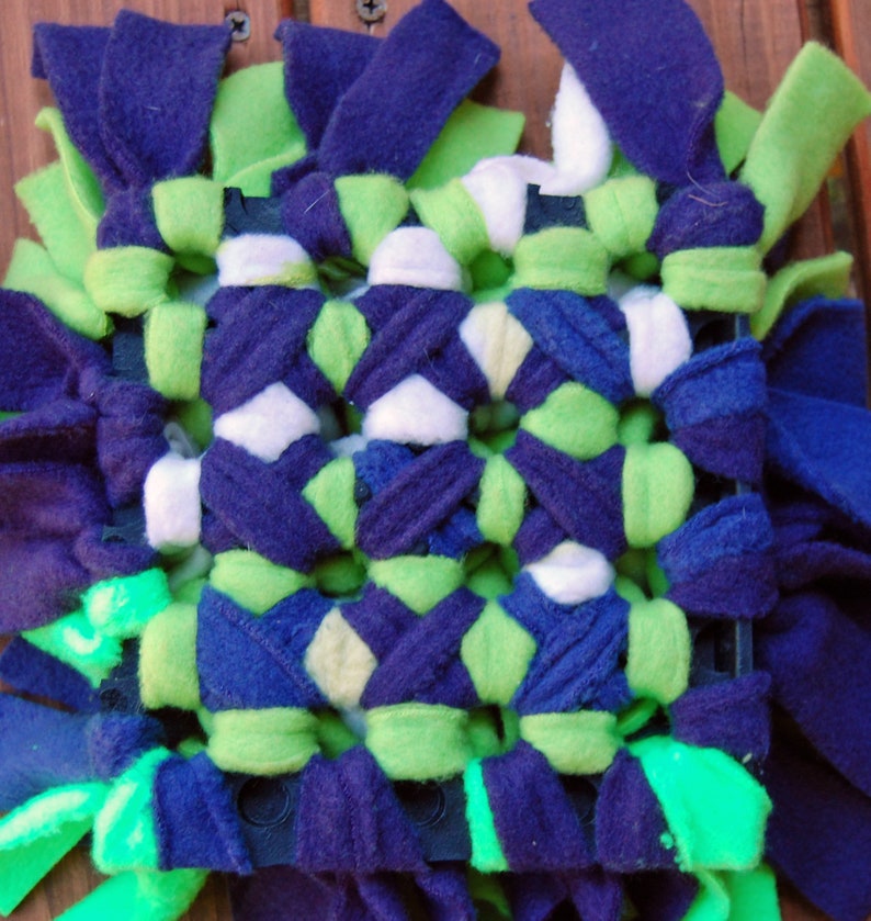 Small Snuffle Mat Small Dog Snuffle mat Small Breed Toy Breed Dog Fun Fleece Toy Stimulation Toy Treat Dispenser