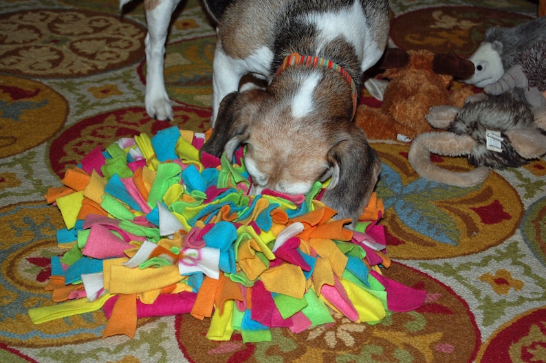 Small Snuffle Mat Small Dog Snuffle mat Small Breed Toy Breed Dog Fun Fleece Toy Stimulation Toy Treat Dispenser