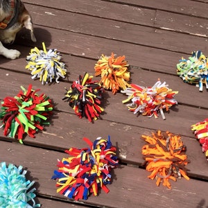 Fleece Catnip Toy: Soft Nip Knot for Cats & Small Dogs, Washable, Large