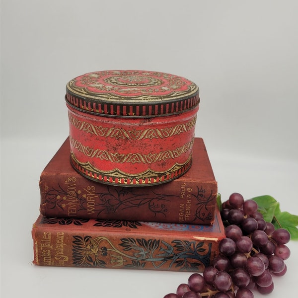 Vintage Carrs patterned red biscuit tin