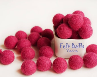 Pompon in feltro di lana rosa, perline fatte a mano da 20 mm