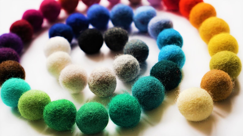 4020 Wool For Nuno Felting Craft Project Needlecraft Fiber Art Supply Bright Color Assortment 100/% Natural Roving Extra Fine Felting Wool
