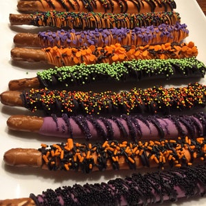 Halloween Chocolate Pretzel Rods/Halloween Parties/School Holiday Party/Team Halloween Party/Halloween Holiday