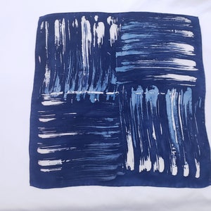 Men&#39;s Hand Painted Blue and White Satin Silk Pocket Square
