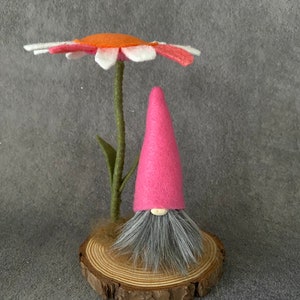 Flower and Gnome wood slice gnomescape hot pink hat 10 image 2