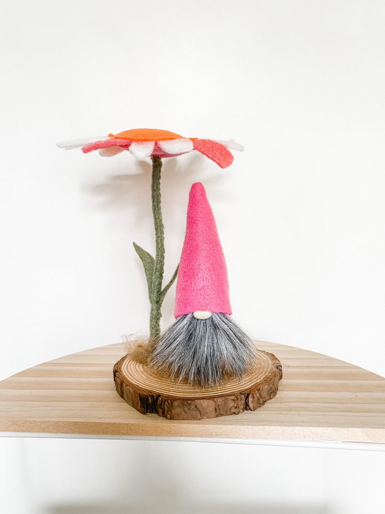 Flower and Gnome wood slice gnomescape hot pink hat 10 image 4