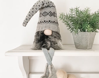 Nordic Gnome®  with legs - floppy gray hat with jean legs