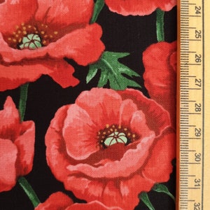 Poppy fabric UK Fat Quarter 20&quot; x 22&quot; or 50cm x 56cm 100% Cotton material flowers red floral black background