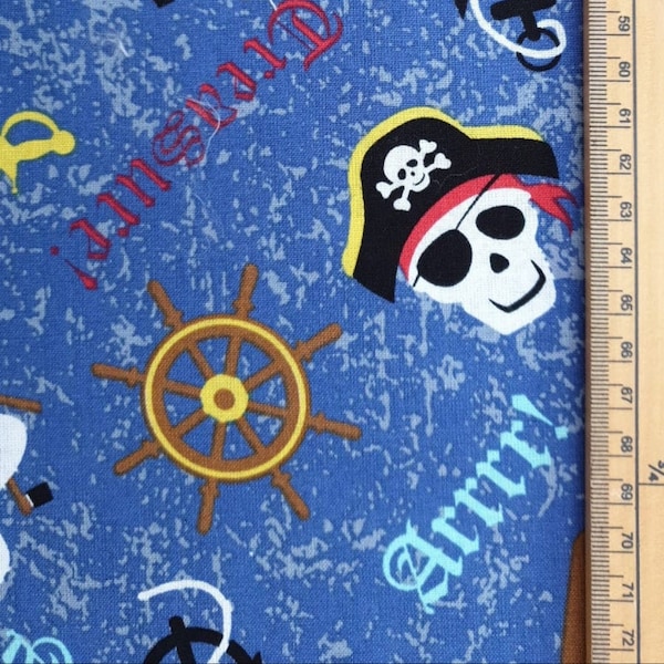 Tissu pirate Royaume-Uni 100% Coton Boutique de matériaux au mètre crânes os croisés navires