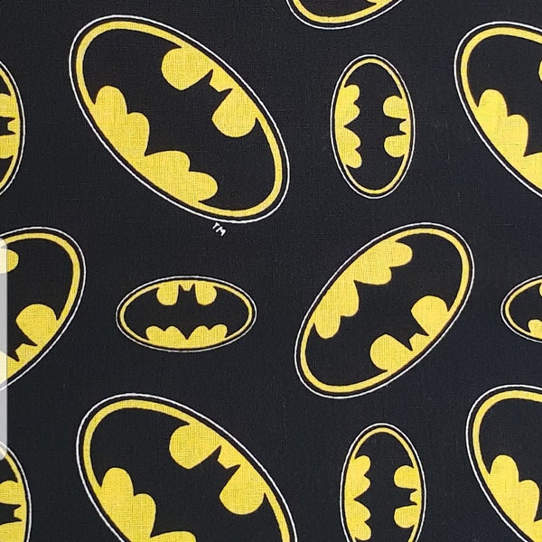 Logo Batman tissu de personnage UK Fat Quarter 20 » x 22 » ou 50cm x 56cm 100% Coton Dark Knight DC Comics Matériel Classique