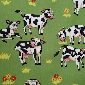 Funny cows fabric UK Fat Quarter 20&quot; x 22&quot; or 50cm x 56cm 100% Cotton fun cows in fields grass barn animals farming Flowers Material Classic