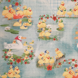 Darling Ducks fabric UK 100% Cotton Material By Metre Patchwork Wild animals Delightful Duckling Nature Pond Swimming Flowers Banadana Lake