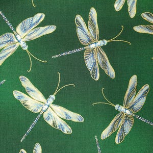 Tela de libélula Reino Unido 100% algodón Material Cuarto de grasa Patchwork Animales Insectos Bichos Verde Colorido Azul Dorado Negro Manchas Alas Volando