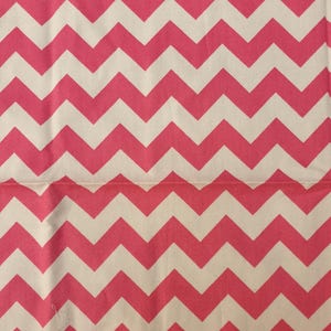 Zigzag Deep Pink fabric UK 100% Cotton Material Fat quarter Patchwork Stripes Lines Contast Colourful