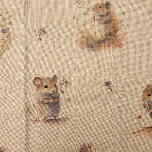 Mouse fabric UK Fat Quarter 18" x 22" or 46cm x 56cm 80/20% Cotton/Polyester Polycotton mice animal flowers Upholstered material Classic