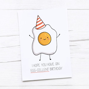 Tarjeta de Feliz Cumpleaños / Huevo / Excelente Cumpleaños