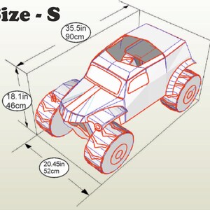 Pu&ograve; includere: Vista isometrica di un'auto giocattolo con contorni rossi e blu, etichettata "Size - S". L'auto misura 90 cm di lunghezza, 52 cm di larghezza e 46 cm di altezza. Le ruote sono rosse con un disegno del battistrada.