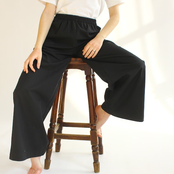 MUSLIN/LINEN TROUSERS, Black Linen Pants, trousers of free cut with an elastic band , Black minimal trousers