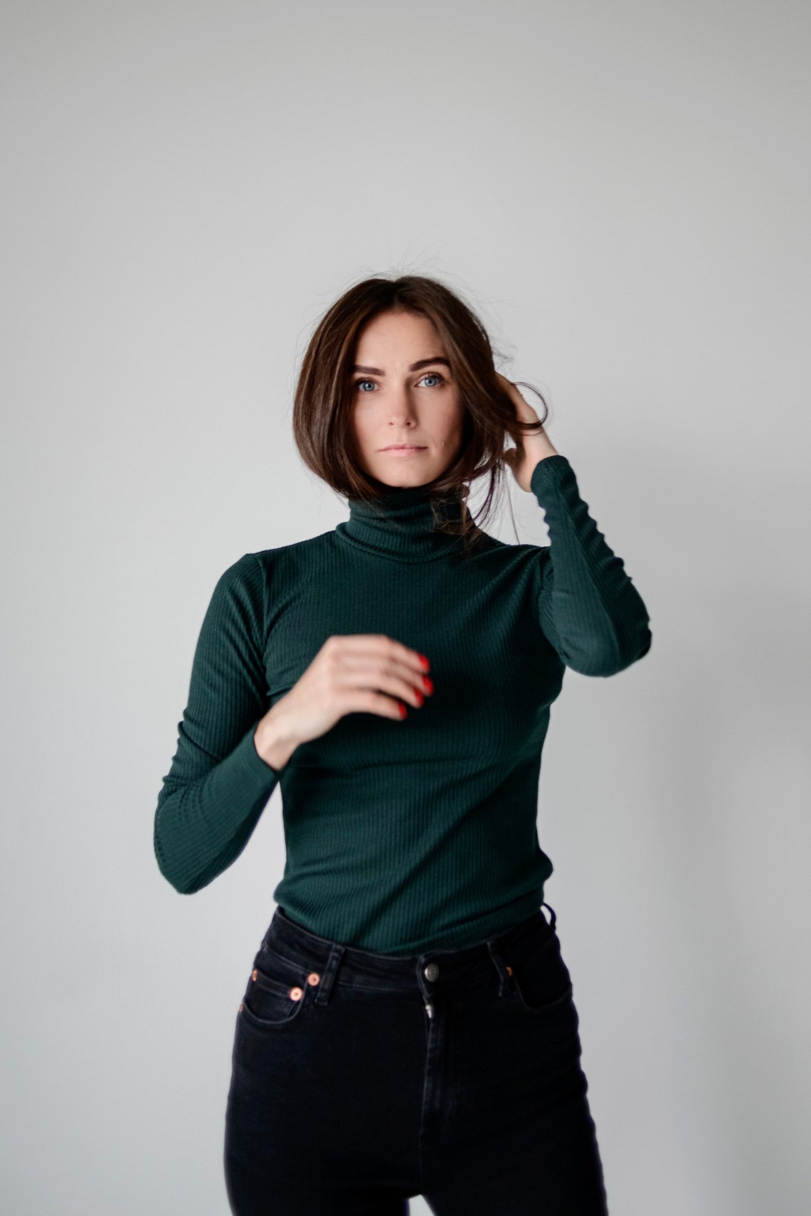 Thick Relaxed Pleated Turtleneck
